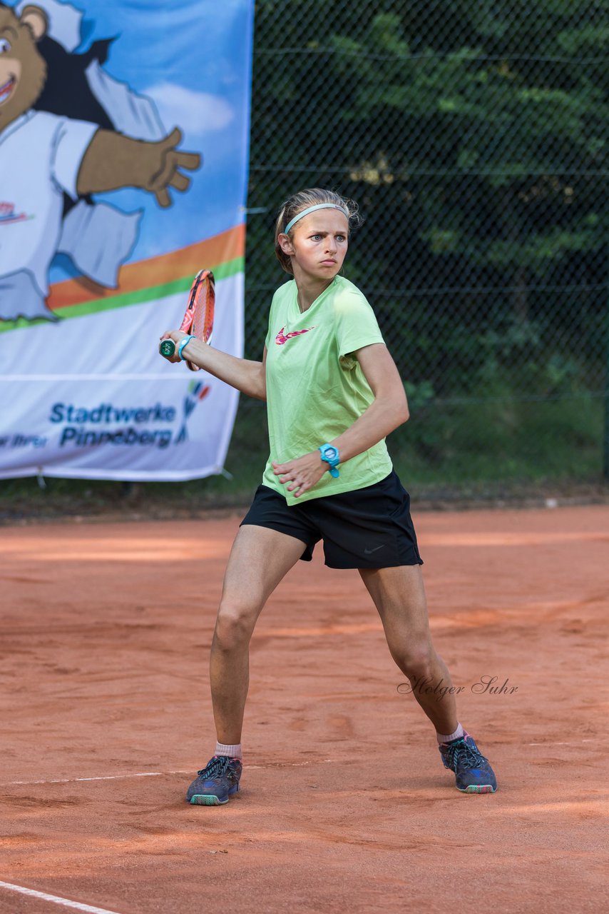 Bild 143 - Stadtwerke Pinneberg Cup